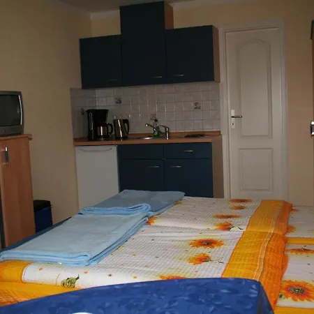 Ferienwohnungen&pension Neuber Kesselsdorf