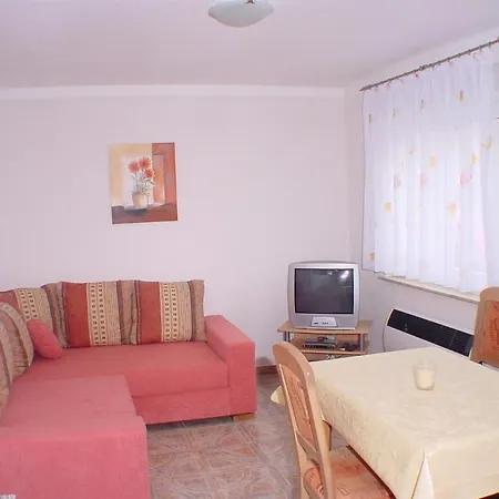 Ferienwohnungen&pension Neuber Apartment *