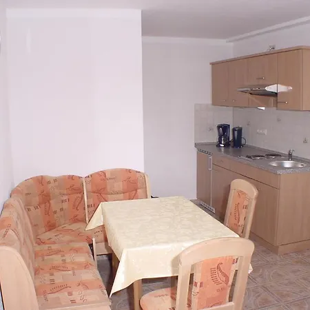Apartment Ferienwohnungen&pension Neuber Kesselsdorf